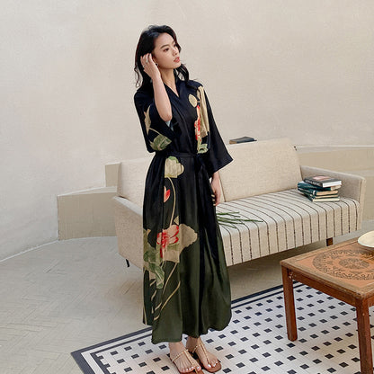 Boho Kimono: Summer Robe, Bikini Kaftan, Luxury Silky Gown, Unisex Kimono - Perfect for Vacations and Holiday Look Video